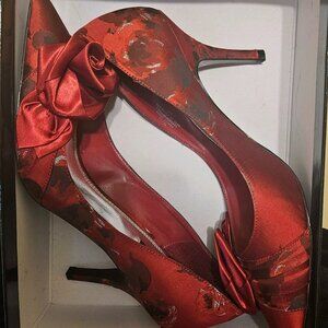 White House Black Market Alexa Red Floral Accent Heels - Women Size 10